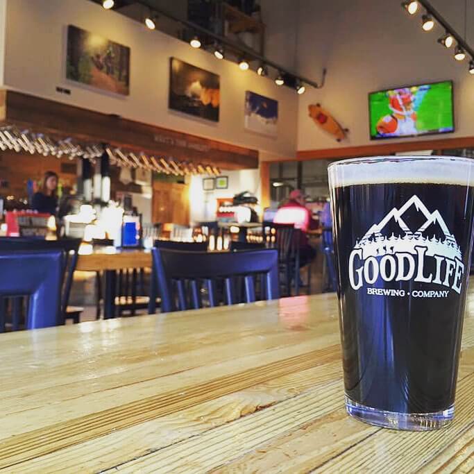 Brrrrr it's cold outside. Good thing Puffy Coat Porter is now back on tap! #craftbeer #inbend #traveloregon #november #beer