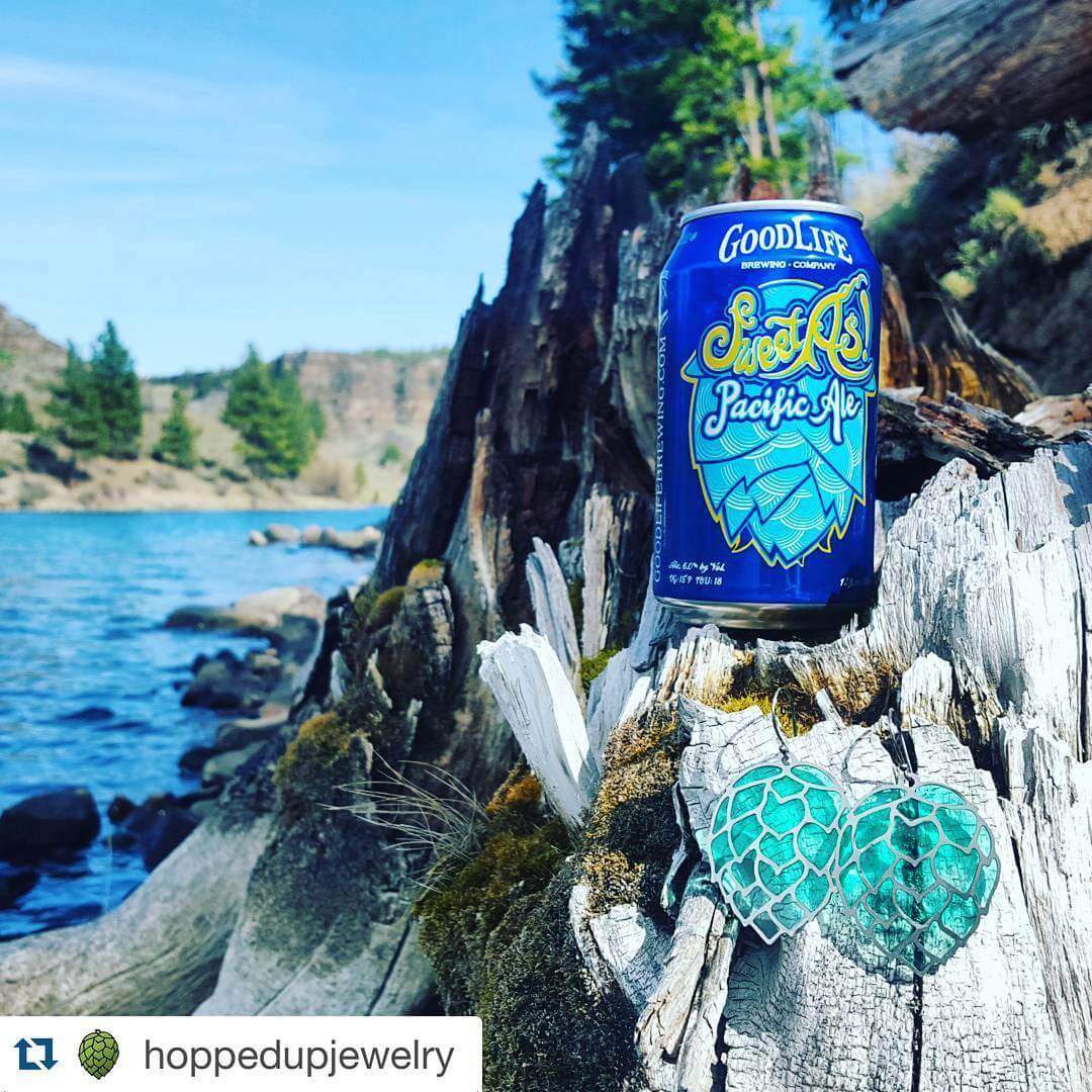 Have a #sweetas day! ????: @hoppedupjewelry | #goodlifebrewing #bend #oregon #sweetaspacificale #oregonbeer #thebeernation #untappd #diy #jewelry #hops #craftbeer #cannedbeer #craftnotcrap