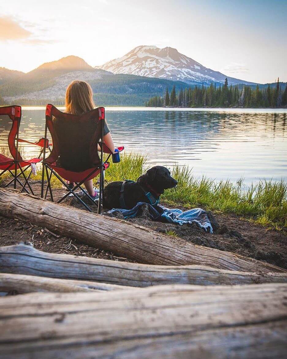 Lazy lake daze are #sweetas 📸: @richbacon  #adventurousales