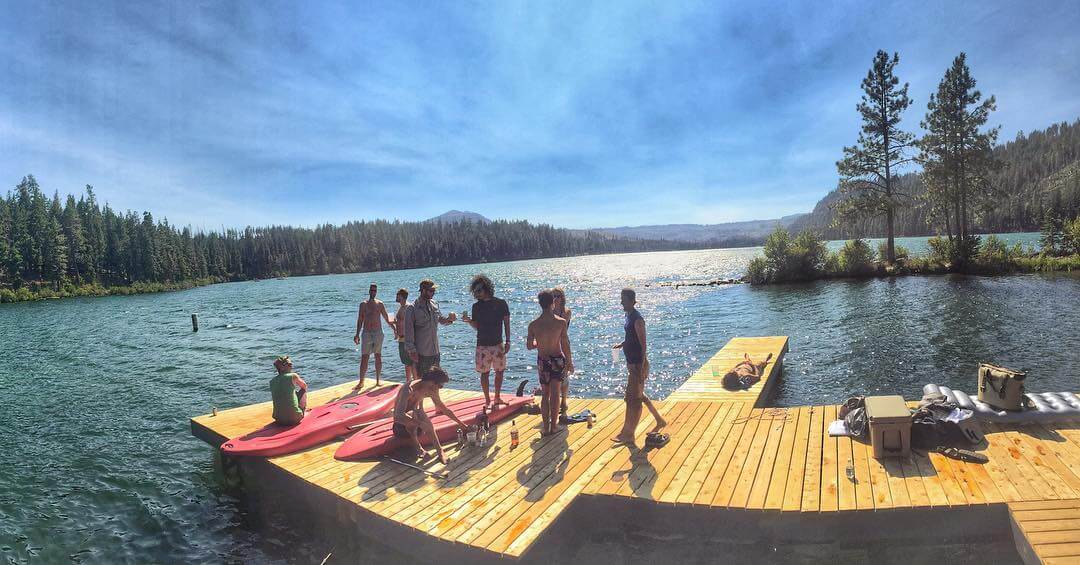 Saturday's were made for lazy lake daze with good buds and good beers!