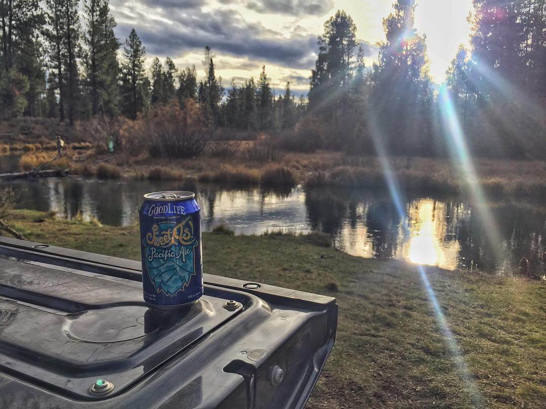 Sometimes all you need after a #monday is a #beer on the #river! And we've got just what you need!