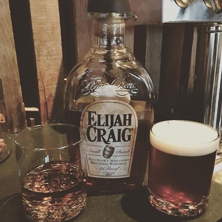 Elijah Craig and GoodLife... the perfect night cap! 📷: @paydirtbar 🍺
🍺
🍺

#goodlifebrewing #goodlife #life #bend #oregon #craftbeer #craftbeerlife #craftbeerporn #beergeek #instabeer #beerme #beeroftheday #picoftheday #thebeernation #beertography #drinklocal #adventurousales #bourbon #whiskey #elijahcraig #paydirtbar