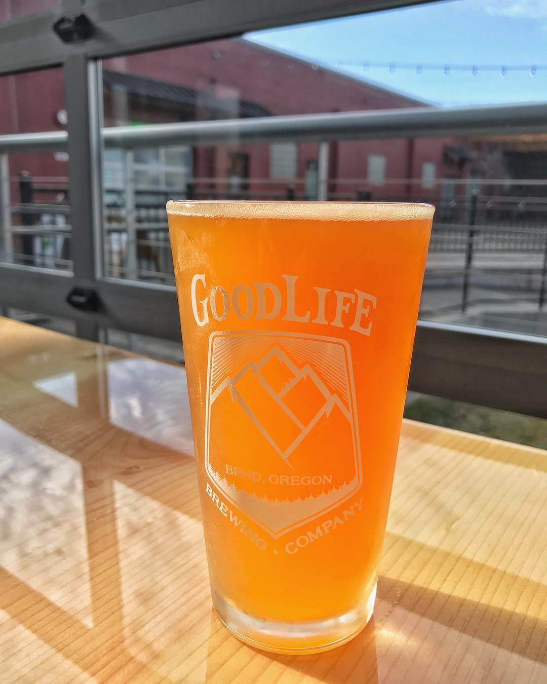 Anyone want a Coma Haze #today for Local’s Day?! Our brewers played around with a batch of Comatose Imperial IPA and made a hazy version of it available only in the #pub. #dank #hazyipa #doubledryhopped