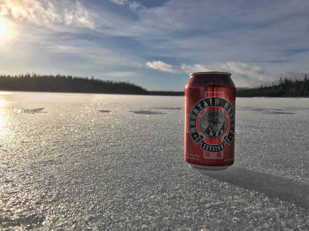 Mountain Rescue Session Ale in its element! We donate 1% of sales of Mountain Rescue to the Deschutes County Search and Rescue and we are proud to have them out helping people when things go wrong. 🍻 to them!