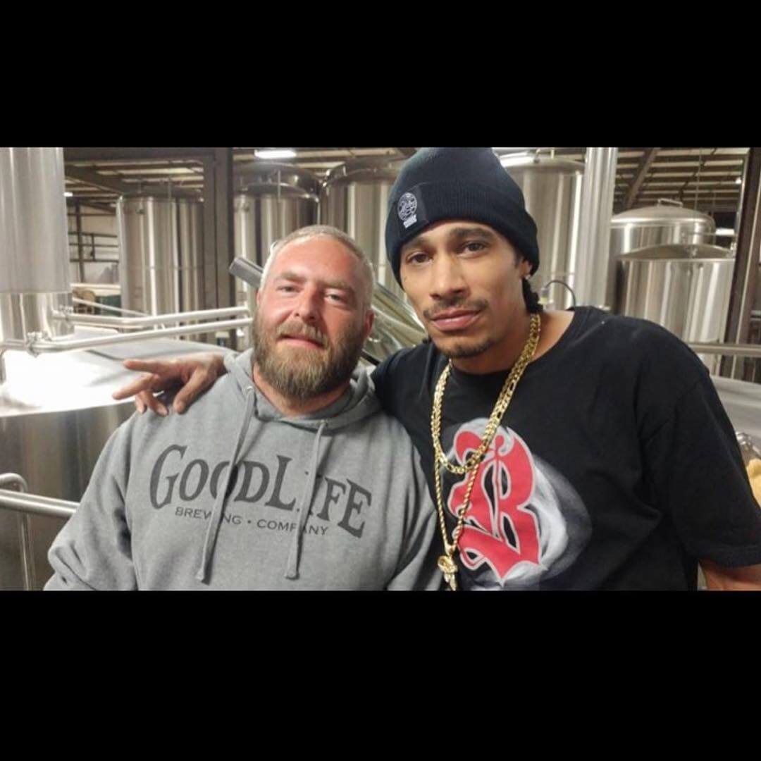 Wake up, wake up, wake up it’s the 1st of tha month! #tbt to that time @thereallayziebone was hanging at GoodLife with our own Ohio boy Mack!