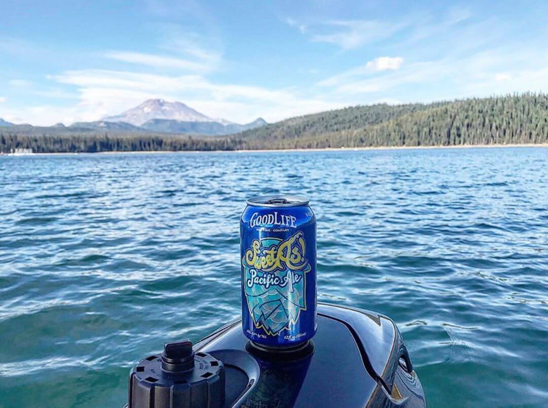 @domphippsio showing us how he is soaking up the last bit of what has been a sweet as summer! Hope you had a great weekend! #goodlifebrewing #sweetaspacificale