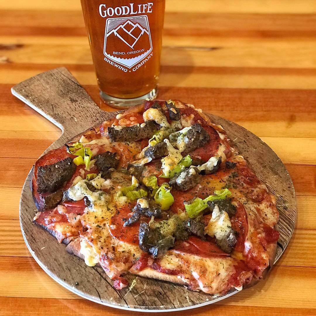 It’s Locals Day so that means discounted beer and great food! Today’s lunch special is an Italian Flatbread with salami, pepperoni, meatballs, pepperoncini, white cheddar and Parmesan cheese! Pair that with a Simcoe Road Dry Hopped Double IPA and you’re going to be living good. We’re open at noon, so come join us for lunch or happy hour!