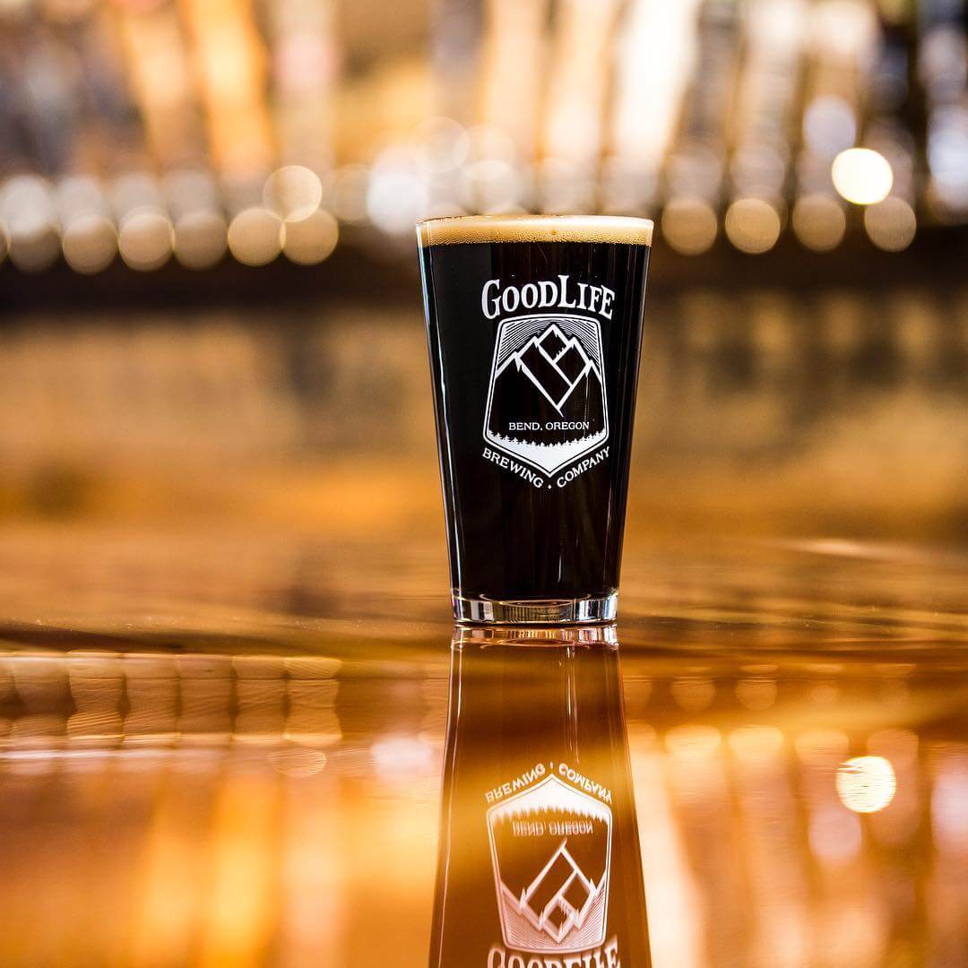 One of our employees favorite beers is Pass Stout, and here’s a pint looking might delicious! 📸: @dangersoup #whatsyourgoodlife #passstout