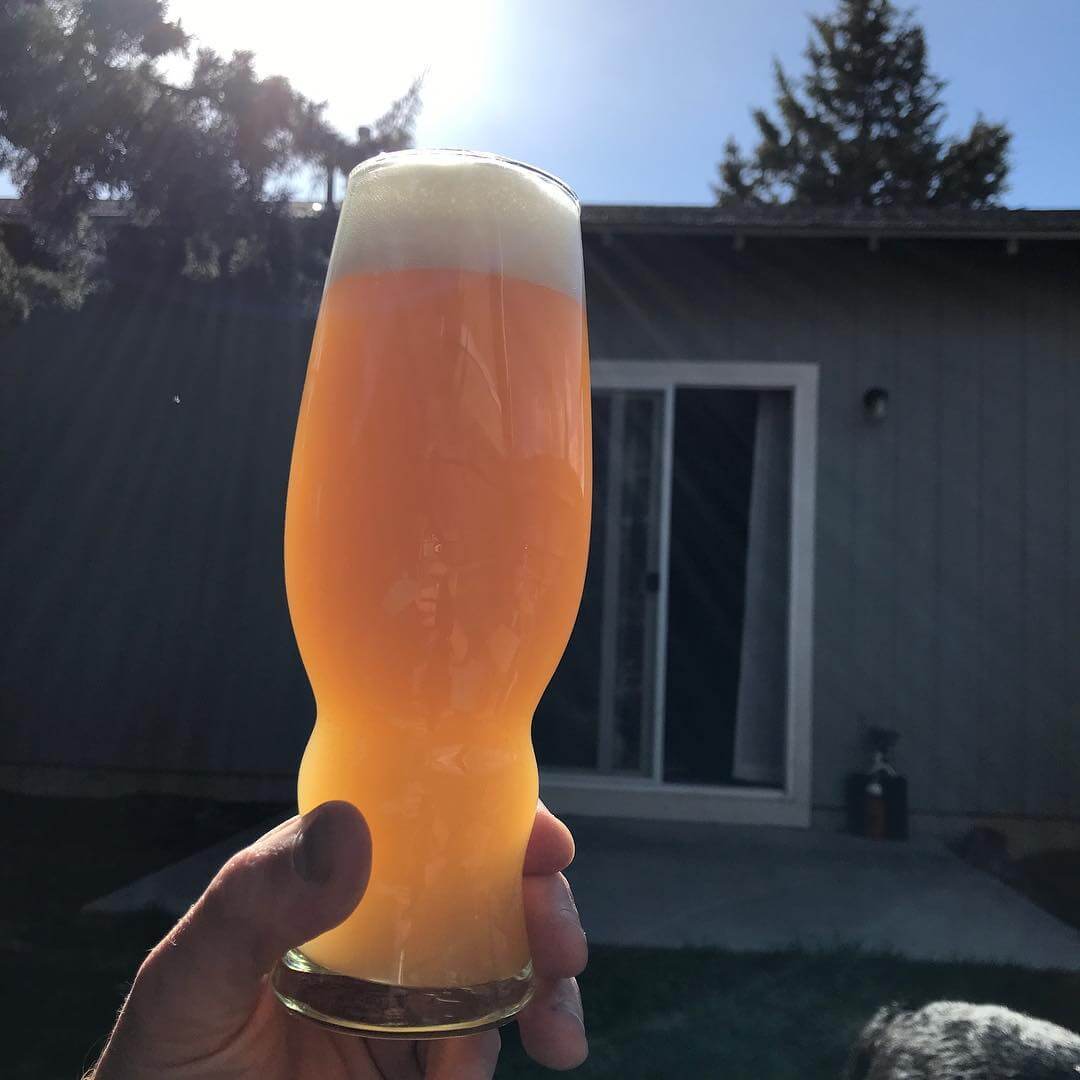 Sippy Cup Hazy Pale Ale in all it’s glory! 📸: Curtis Nelson #whatsyourgoodlife