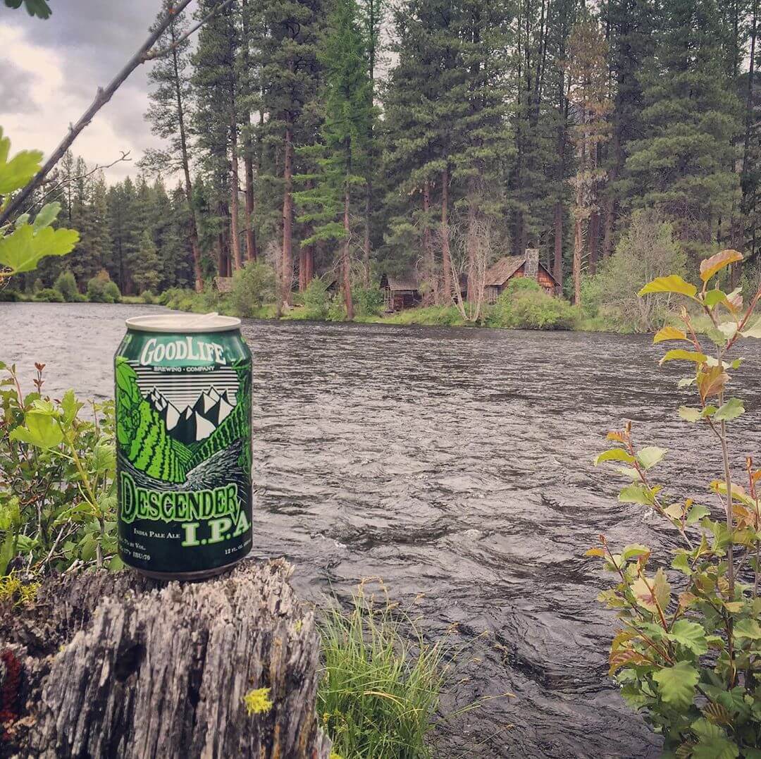 Spring days are pretty tough to beat in the PNW! #whatsyourgoodlife #descenderipa