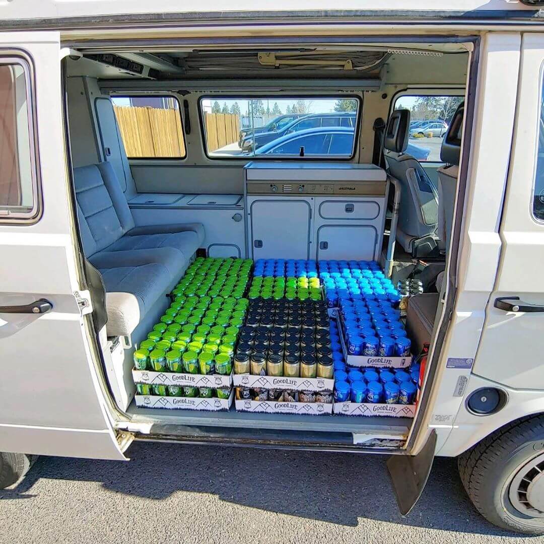 The van’s all packed, did we forget anything?! #goodlifebrewing #whatsyourgoodlife 
Photo: @dewhaus23