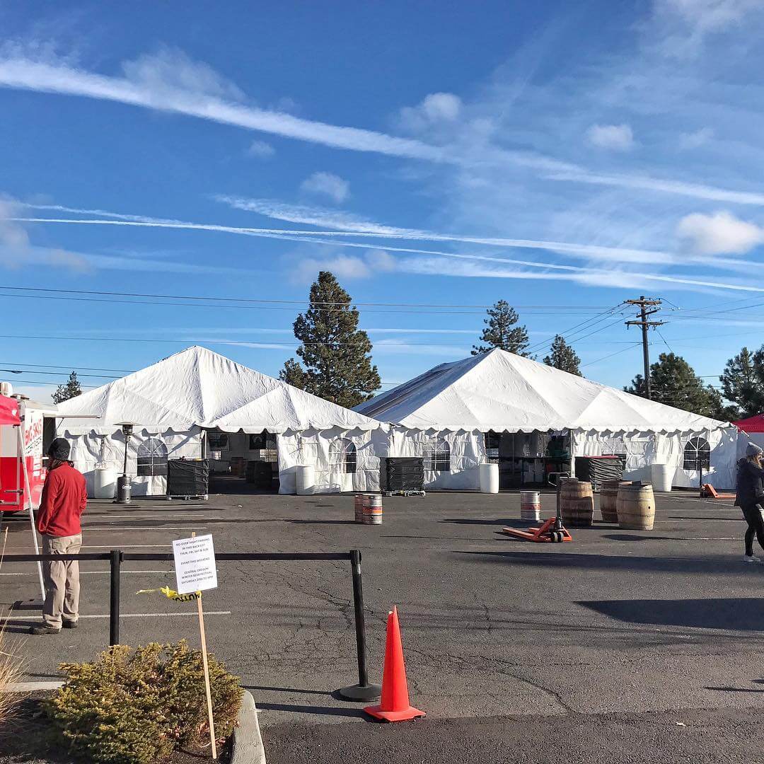 We are 45 minutes away from the 6th Annual Central Oregon Winter Beer Festival presented by @bigfootbeverages. There are 23 beers to try, 3 food carts, Skjersaa’s is waxing skis and snowboards for $5 cash, and @cvttents and @procaliber_bend are showing off their goods! Live music by Tone Red starts at 4:30pm so grab your friends and get on down here!